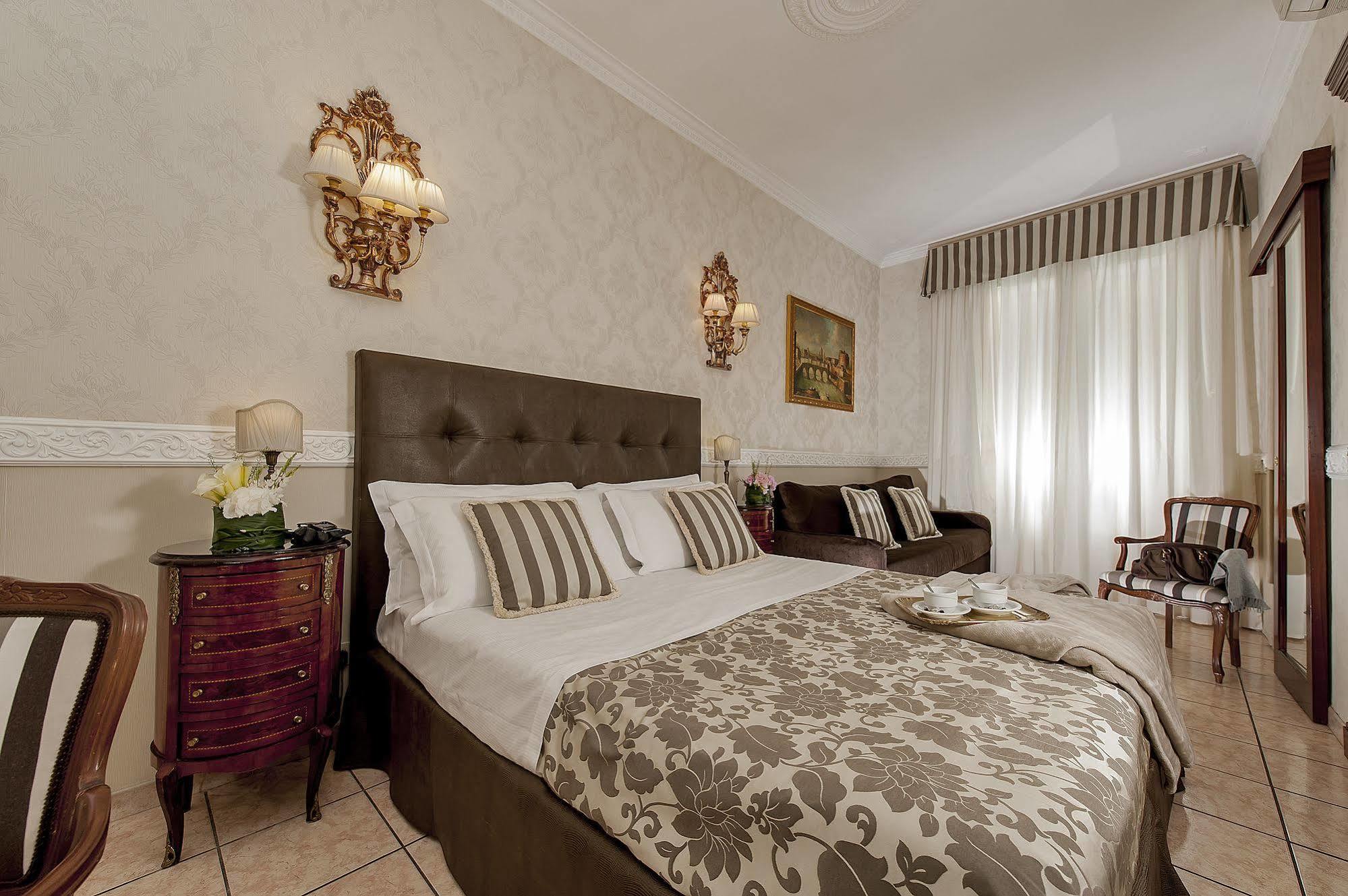 Residenza Zanardelli Bed & Breakfast Rome Exterior photo