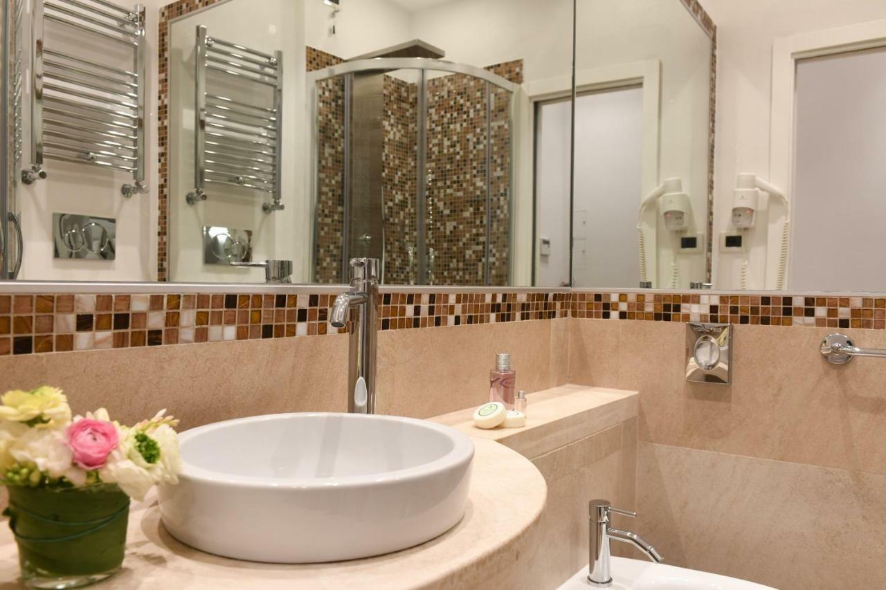 Residenza Zanardelli Bed & Breakfast Rome Exterior photo