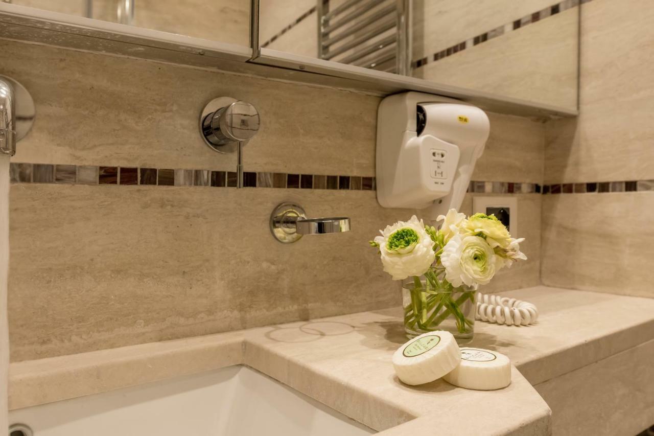 Residenza Zanardelli Bed & Breakfast Rome Exterior photo